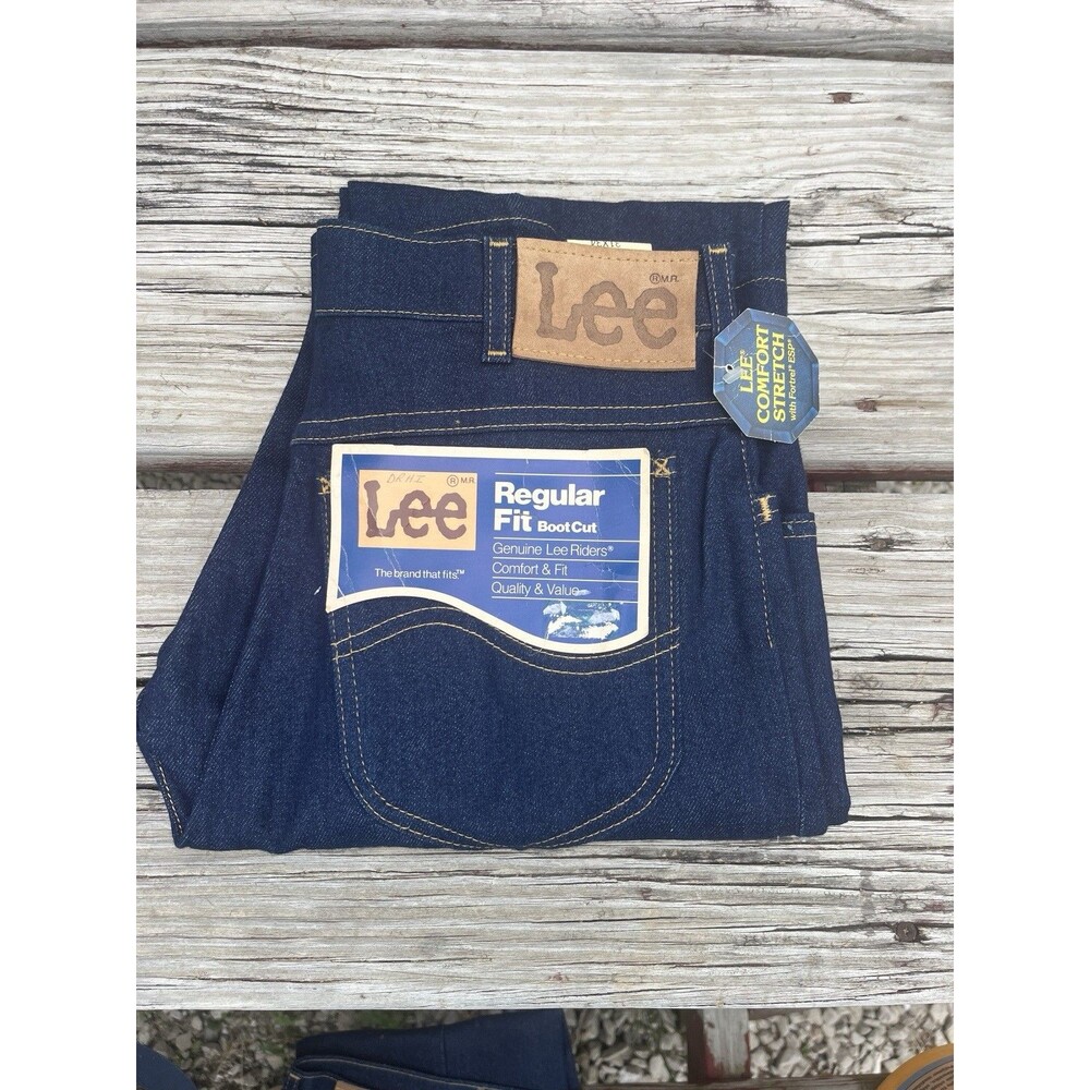 Vintage Lee Jeans New Deadstock Mens 31x36 Boot Cut USA Reg Fit Leather Patch